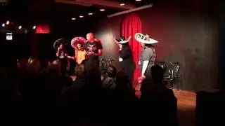 Los Improviachis at iO Chicago