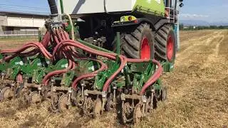 M.O.M Strip Hawk Easy, Strip tiller con Claas Xerion 3800 Sgt. interramento digestato