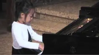 Munan Cheng age 7, Diabelli: Moderato from Sonatina Op.151 #2 in C Major