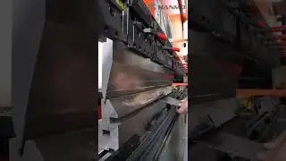 Hemming tool test display, efficient bending.🔧👷#hanmo #pressbrake #manufacturing #bendingtools