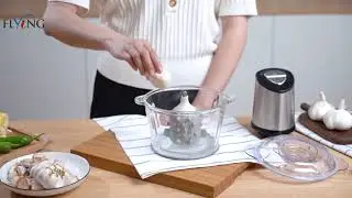 food chopper/meat grinder with garlic peeler