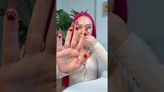 Henna cat paws 🐾 Uhh, so cute 🥰