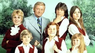 Behind the Scenes: Partridge Family Cast Shares Secrets Fans Missed 🎶