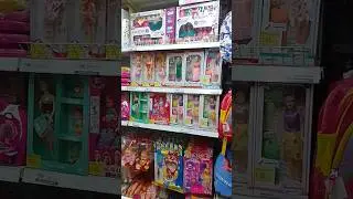 vishal mega mart#shorts #viralvideo🎁&hearts;️🎁🎁🛒#2023#video #viral🛒🎁&hearts;️
