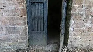 Abandoned Receiving Tomb In Knoxville TN