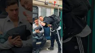 Dropping the Wallet on the Metro: Unexpected Reactions🫣 #kiryakolesnikov #prank #socialexperiment