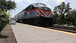Metra MP36PH-3 #403 West to Fox Lake