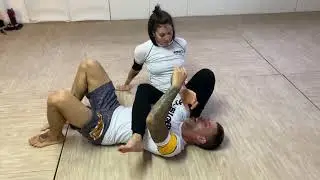 Исправьте защиту от армбара