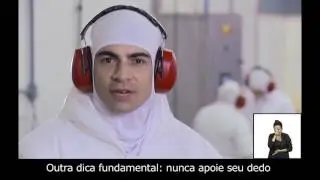 Série 100% SEGURO - SESI - Frigorífico - Segurança no Manuseio (Parte 2) - Tradução para Libras