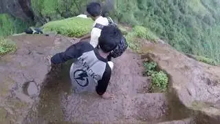Trek maha setan