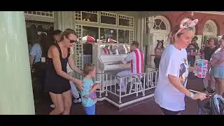 Magic kingdom today  walk about