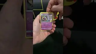 Pok&eacute;mon Celebrations Pack Opening