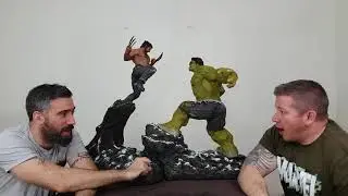 🔴 Hulk vs Wolverine custom diorama (statue, marvel, Aar&oacute;n Rey P&eacute;rez) - RaddTitan