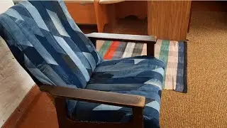 Накидка на кресло. Опять шью из старых джинсов.