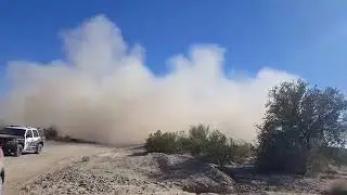 Helicopter Brown out landing