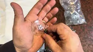 See What You Get ● Suction Cups with Clips