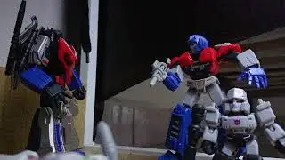 Autobots vs Decepticon