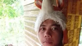 PAKAIN TAYO NG MANOK AT PGGY 😃