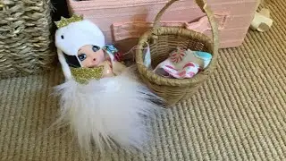 What I&rsquo;m packing in Gracie&rsquo;s diaper bag (mini baby doll) for the beach  🏖