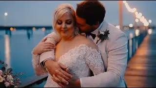 Claudia & Brendon | Sandstone Point Hotel Wedding