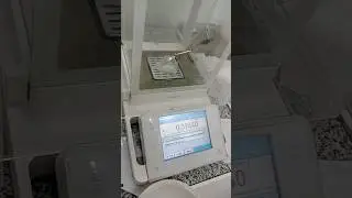 Weighing of tablet powder