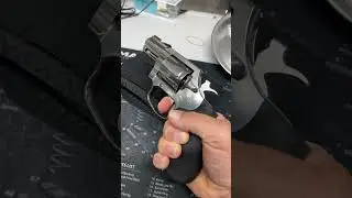 Colt King Cobra .357 Magnum six shot 2&rdquo; carry revolver, beautiful smooth trigger. So accurate
