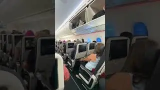 Inside Turkish Airlines 🇹🇷 Boeing 787-9 Economy Class #turkishairlines #boeing787 #lax