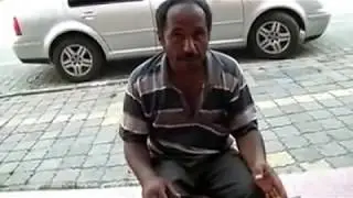 Dersim Pertek'te Metin Seyfigil'den siyasilere yergi, halka övgüler