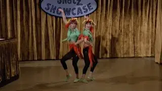 Laverne & Shirley - Wake Me Up Before You Go-Go (dancing compilation)