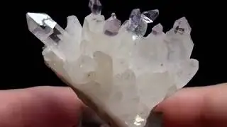 Amethyst（Reverse Scepter)    Locality : Goboboseb Mtns. Brandberg District. Erongo Region. Namibia