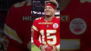 🏈 Patrick Mahomes keeps it cool as Dak Prescott breaks NFL salary records! 💵👑