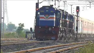 12267 Mumbai Central Hapa Duronto Express Blast through Muli Road.