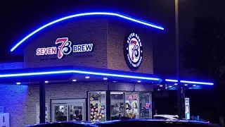 7 Brew coffee shop welcomed to Naperville with a ribbon cutting