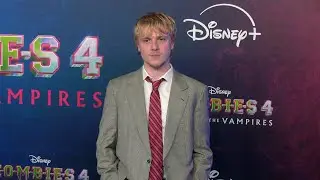 Miles Elliot 
