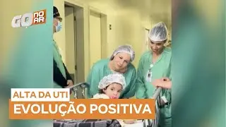 Bebê siamesa que sobreviveu a cirurgia de separação deixa a UTI em Goiás