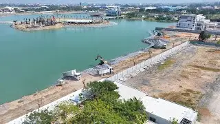 DumpTruck SHACMAN Many Transport Rock Filling Lake With Excavator Digging Rock