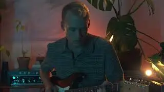 Tall Bird - Sunflower (Live from a room)
