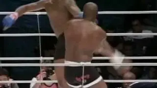 Gilbert Yvel Head Kick KO !!!