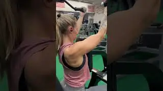 Exercise Demo High Row Machine