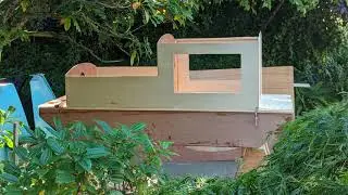 Mini-Shantyboat - A Retreat for One