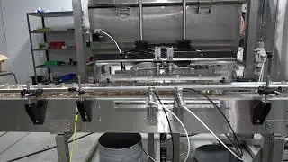 Two Head Piston Filler for Light Viscosity Oil