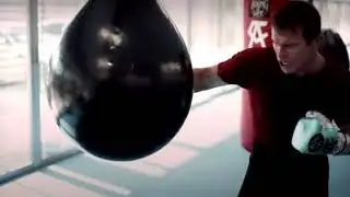 CANELO Blasting Aqua Bag + Movement on Tear Drop Bag