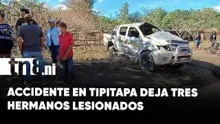 Tres hermanos resultan lesionados tras vuelco de camioneta en El Timal‑Tipitapa