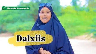Raxma oo kamid ahayd ardaydi dalxiiska u baxday