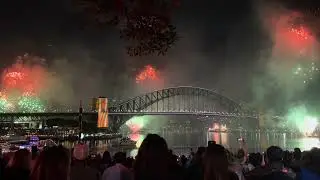 Sydney Harbour 2025 NYE Fireworks