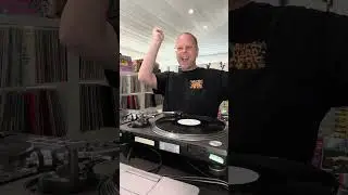 One of the biggest piano rave tunes of 1992 #rave #hardcore