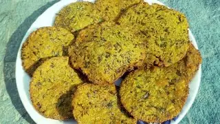 कोथिंबीर पूरी रेसिपी | Crispy Coriander Puri Recipe | कोथिंबीर पूरी बनाने का सबसे आसान तरीका #foodie