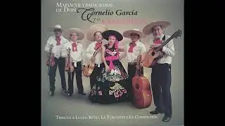 Besando La Cruz. Con La Cancionera