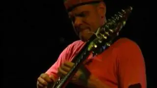 David Fiuczynski Breaks Down His Craziest Licks