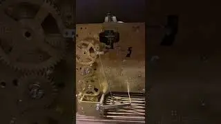 Hermle floating balance oscillates in unison #clock #hermle #cool